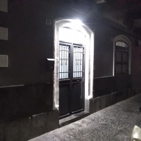 Vittorio Emanuele House Apartamento Catânia Exterior foto